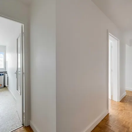 Charming 1br 2p - 11th Apartment *